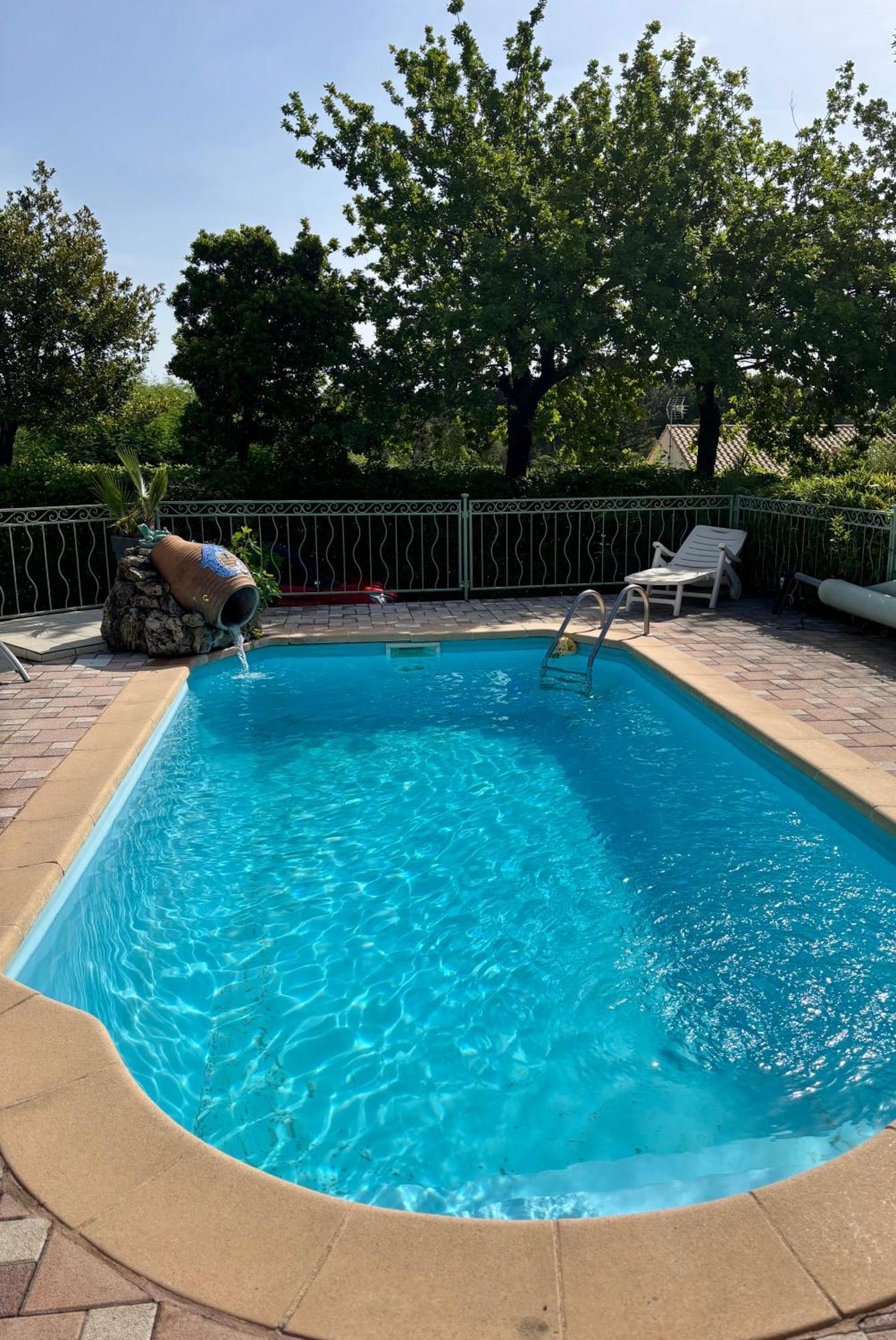 La Cigaliere 1 Charmant T1 Bis Avec Terrasse Dans Villa Sollies-Ville Екстер'єр фото